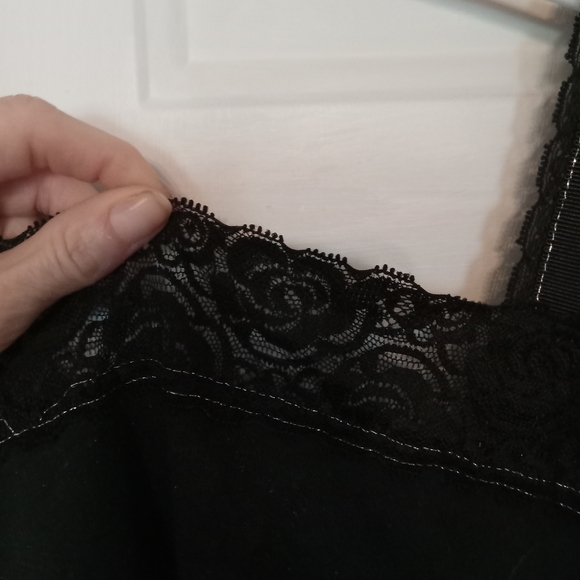 Tank top - Picture 3 of 6